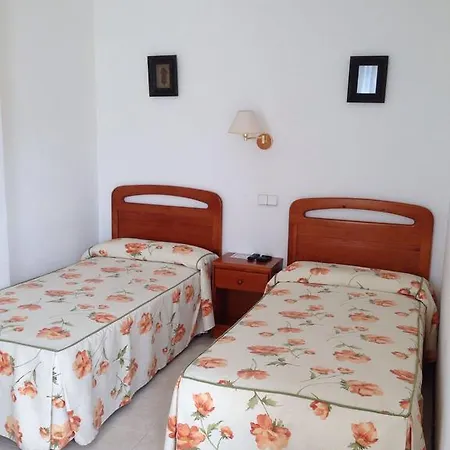 Pensionat Habitaciones Lopez Azcona Noja